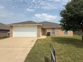 featured image of 3906 Kevin Shaw Dr
