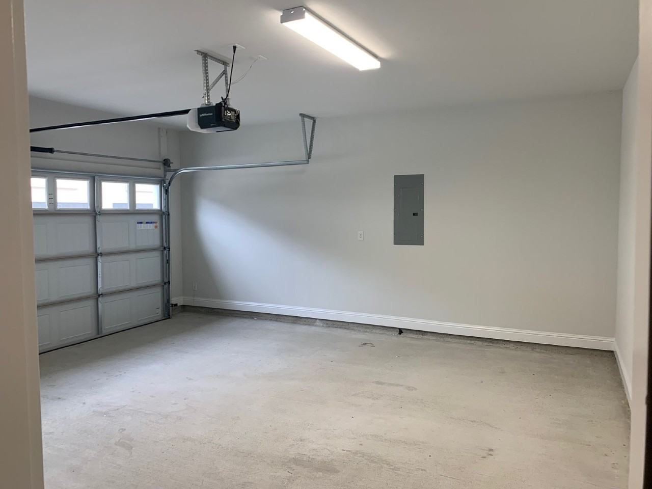 7832 Pisa Dr - Photo 3 of 25