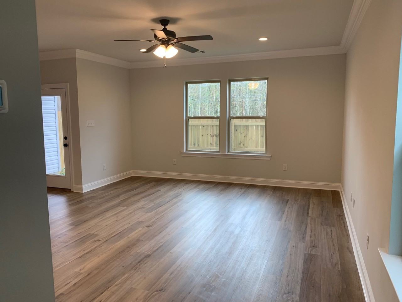 7832 Pisa Dr - Photo 6 of 25