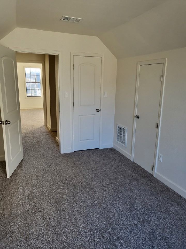 2501 Jeanne Mcqueen Pl - Photo 5 of 20