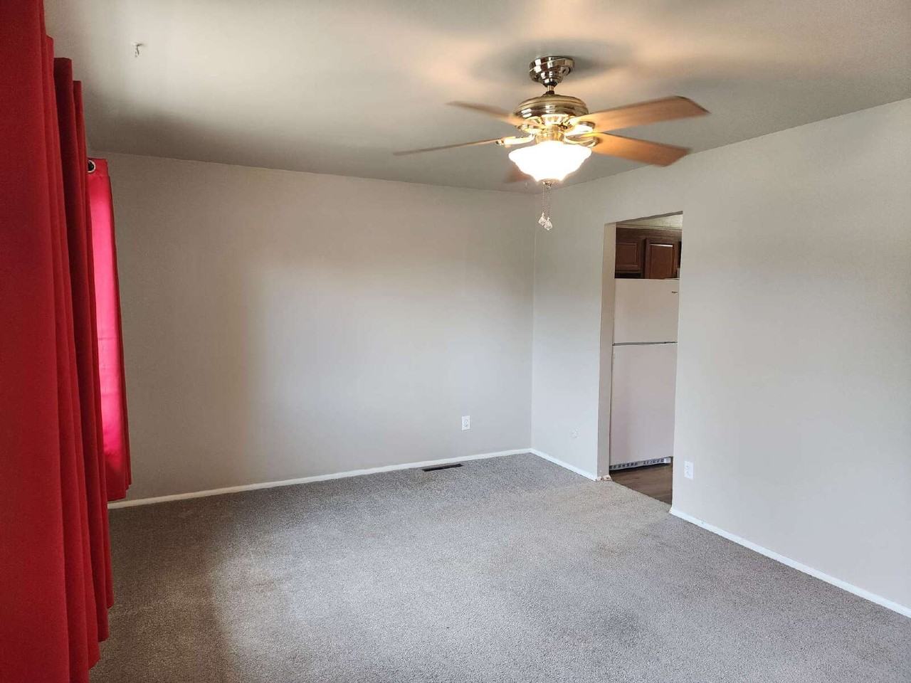 835 Querida Dr - Photo 3 of 31