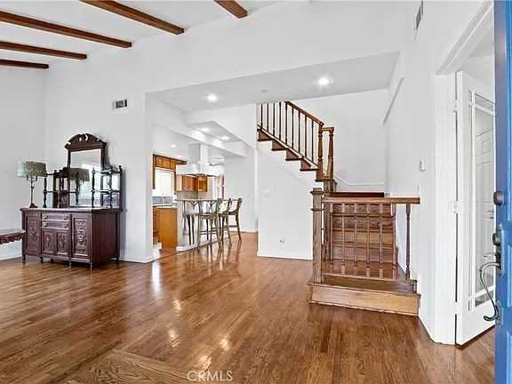 4543 Talisman St - Photo 3 of 25
