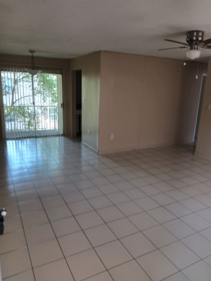 1924 Honour Rd #4 - Photo 2 of 6