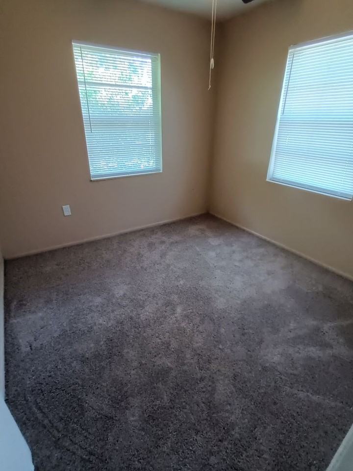 1924 Honour Rd #4 - Photo 4 of 6