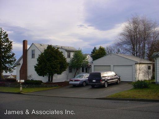 1040 W 5th St - Photo 2 of 10
