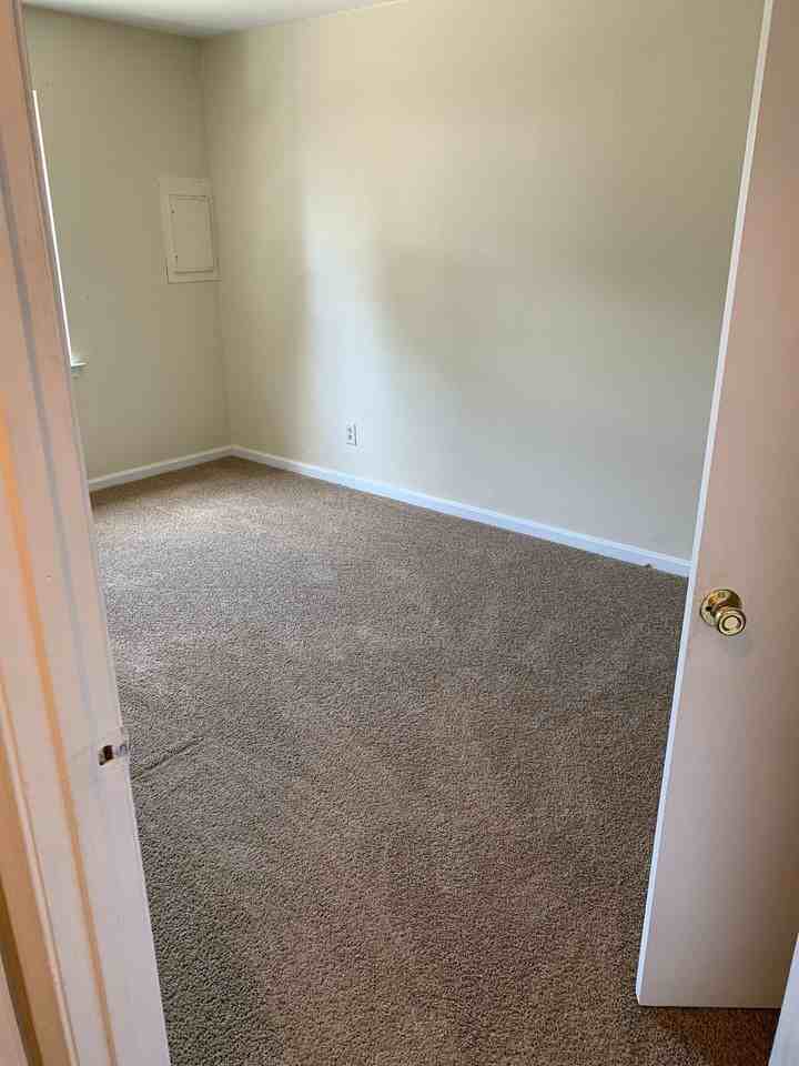 2 bd 1 bth - Photo 5 of 7