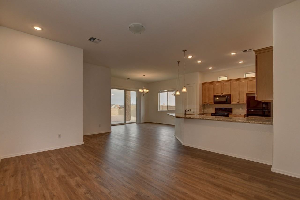 6348 E Beckett Trl - Photo 5 of 40
