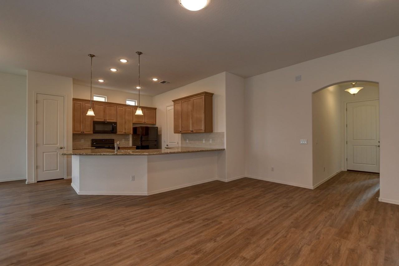 6348 E Beckett Trl - Photo 6 of 40