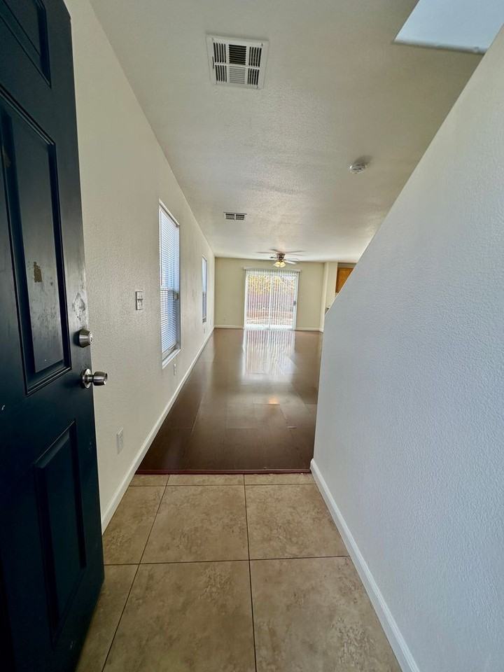 6319 Amethyst Park Ct - Photo 3 of 24