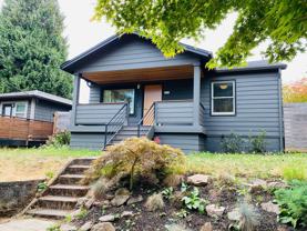 3822 Se Taylor St - Photo 1 of 1