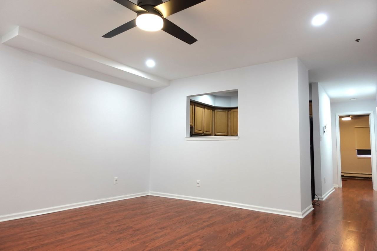 104 Atlantic Ave - Photo 2 of 7