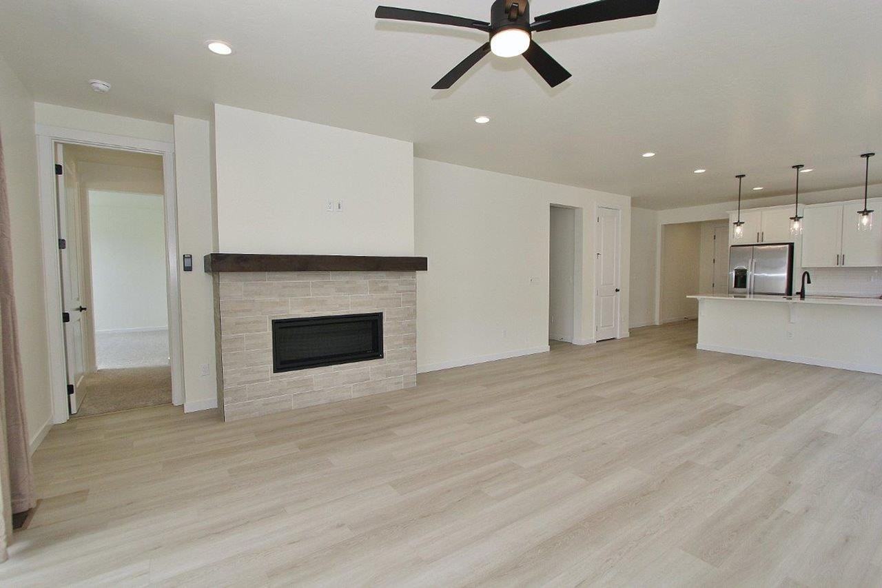 11235 W Helenium Dr - Photo 6 of 25