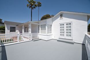 800 N Ardmore Ave - Photo 1 of 1