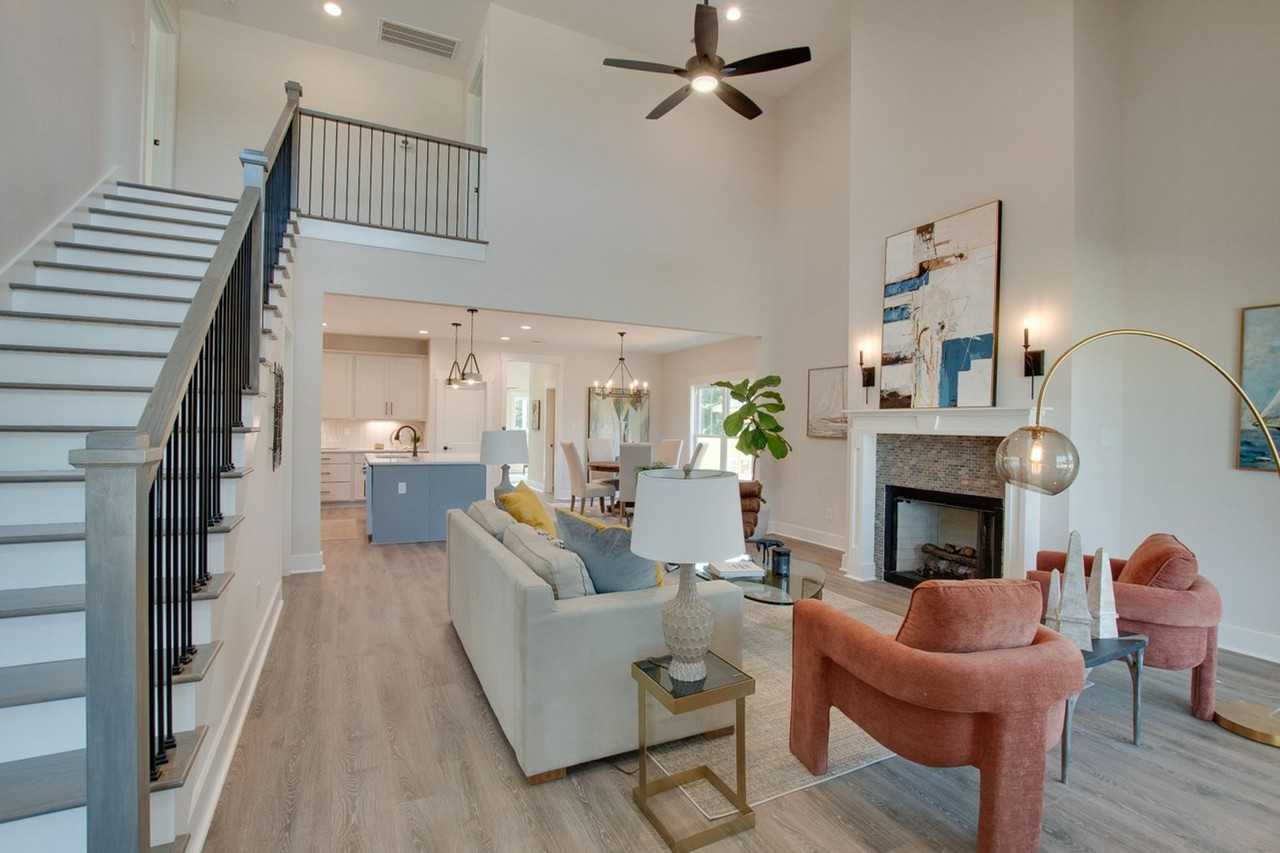 100 Grace Ridge Way - Photo 2 of 50