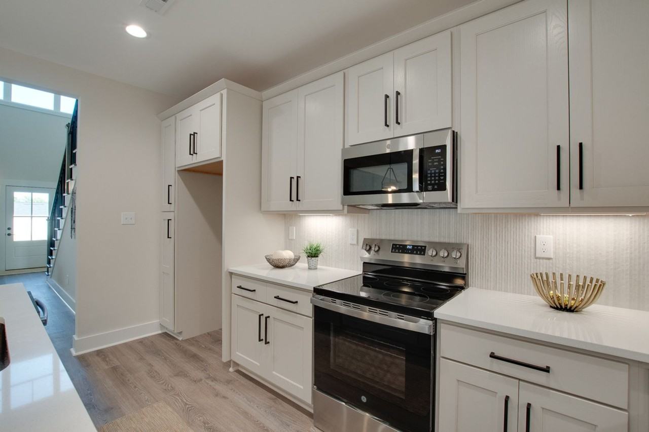 100 Grace Ridge Way - Photo 4 of 50