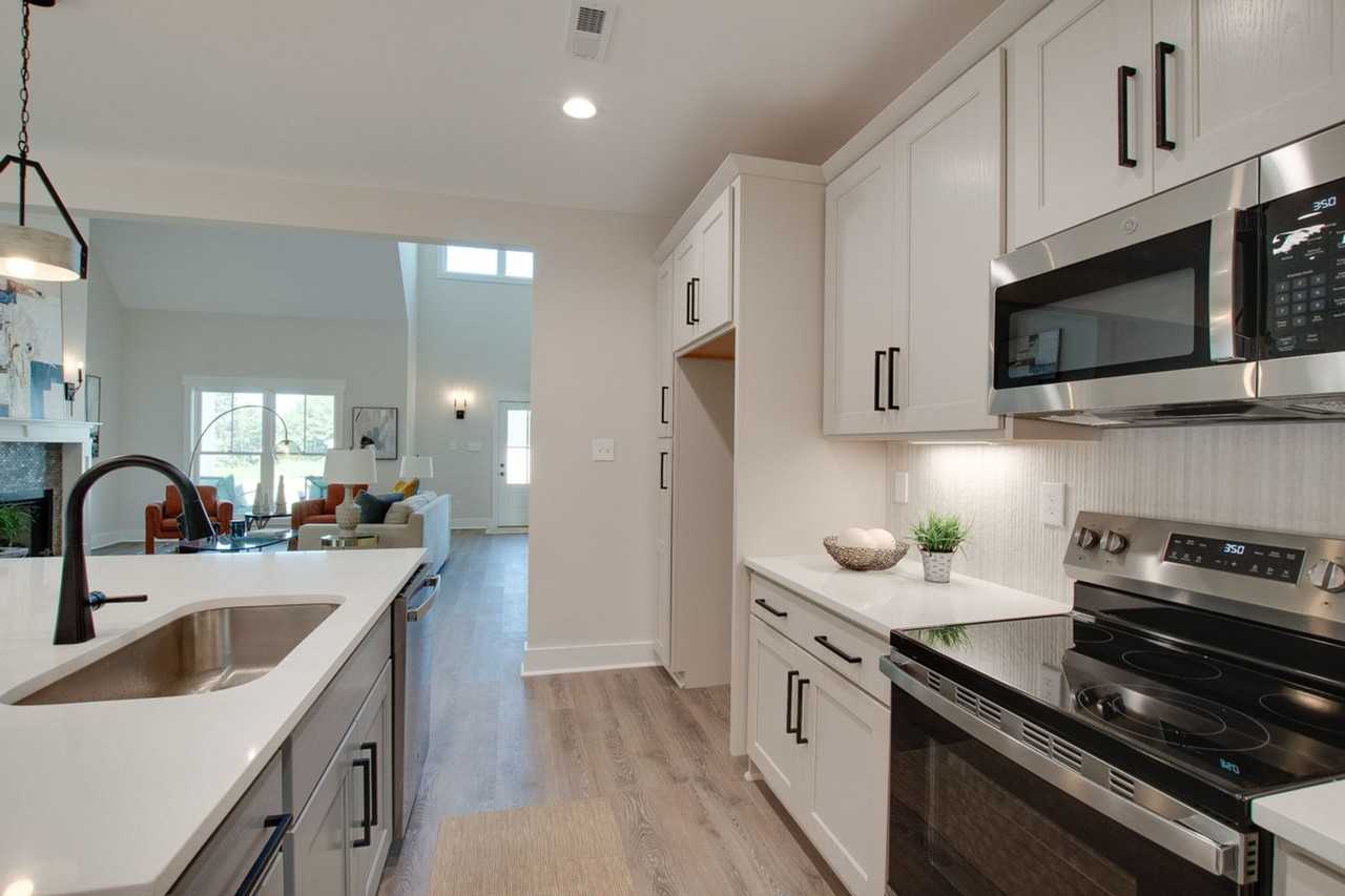 100 Grace Ridge Way - Photo 6 of 50
