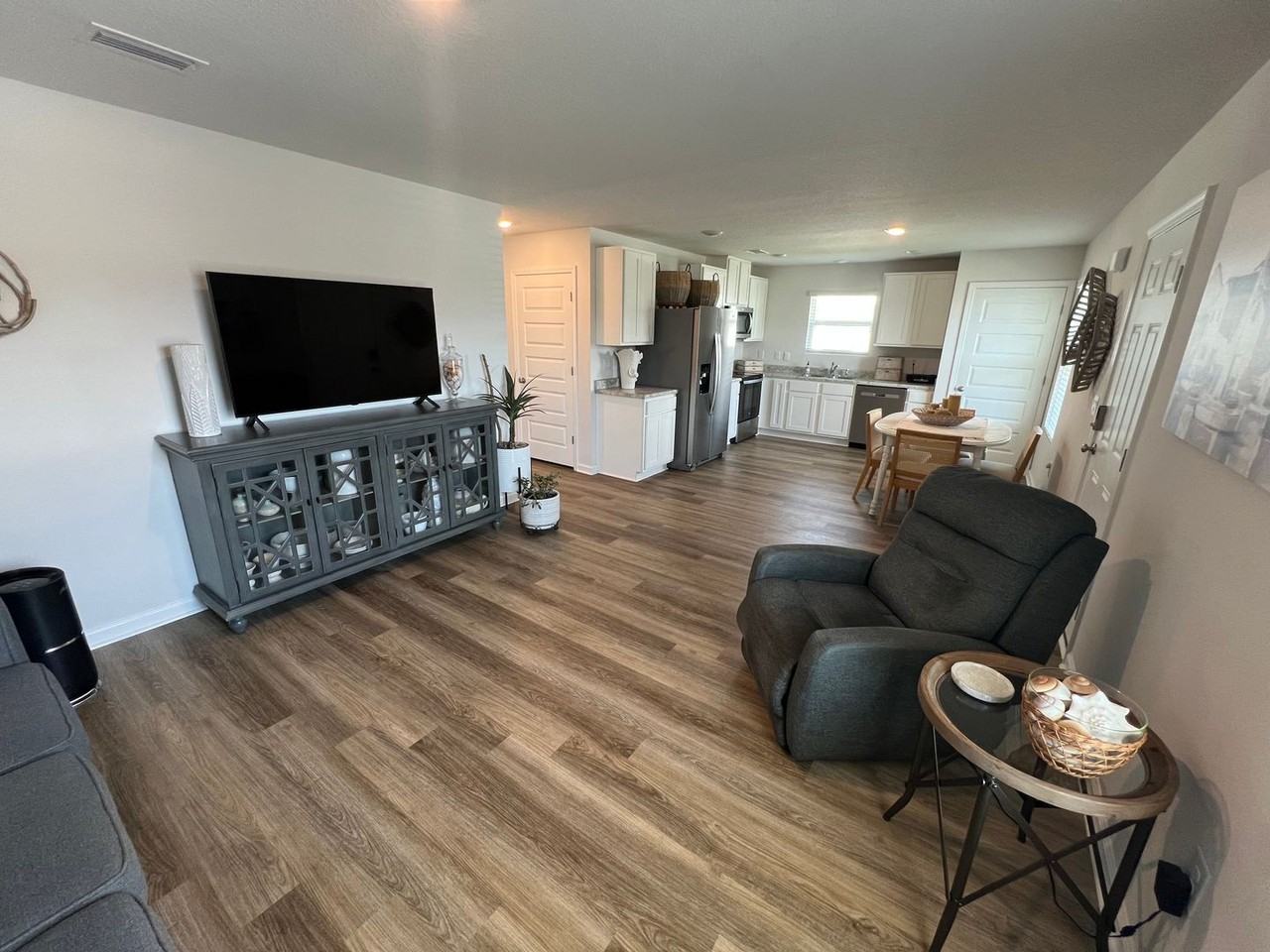6319 June Bug Dr - Photo 3 of 23