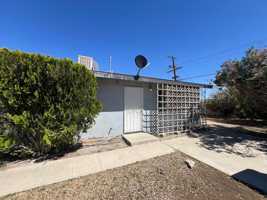 featured image of 1020 E Navajo St