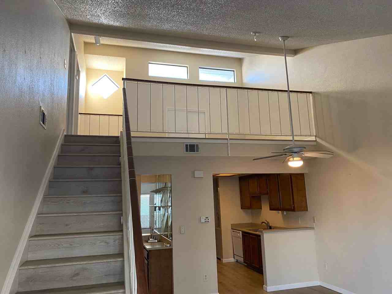 5835 Yawl St - Photo 3 of 18