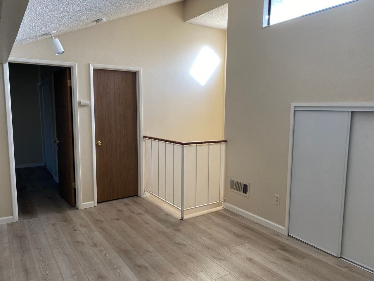 5835 Yawl St - Photo 5 of 18
