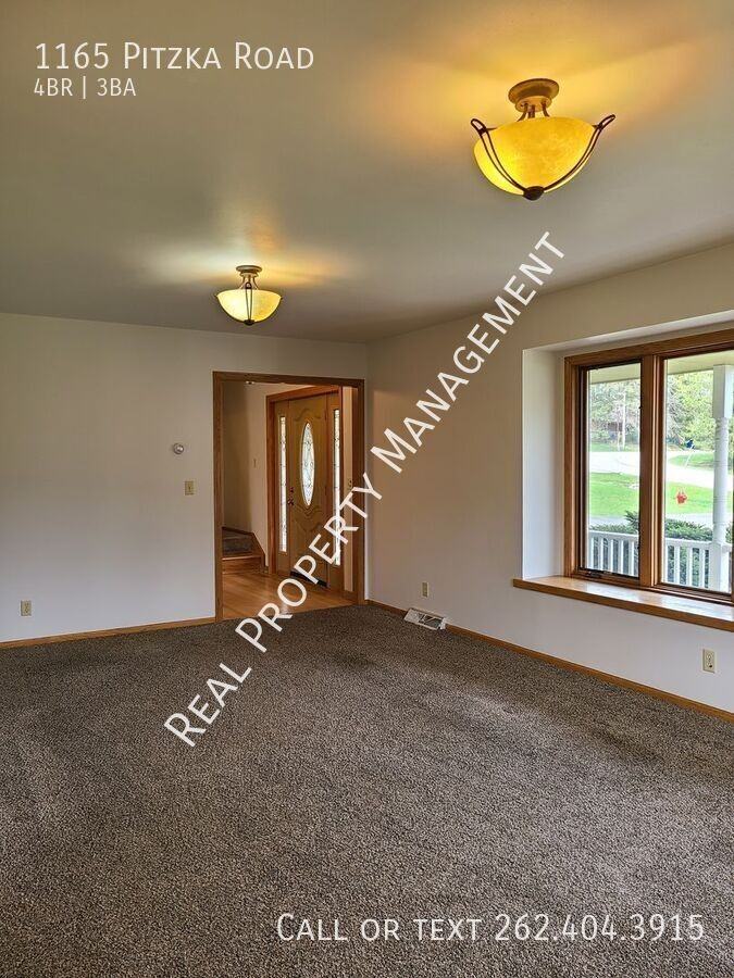1165 Pitzka Rd - Photo 3 of 27