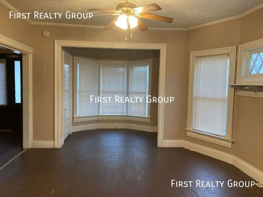 116 Edmund St - Photo 2 of 12