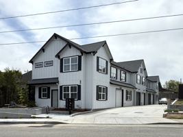 featured image of 719 W Buhne St #3