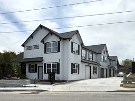 719 W Buhne St #3 - Photo 1 of 1