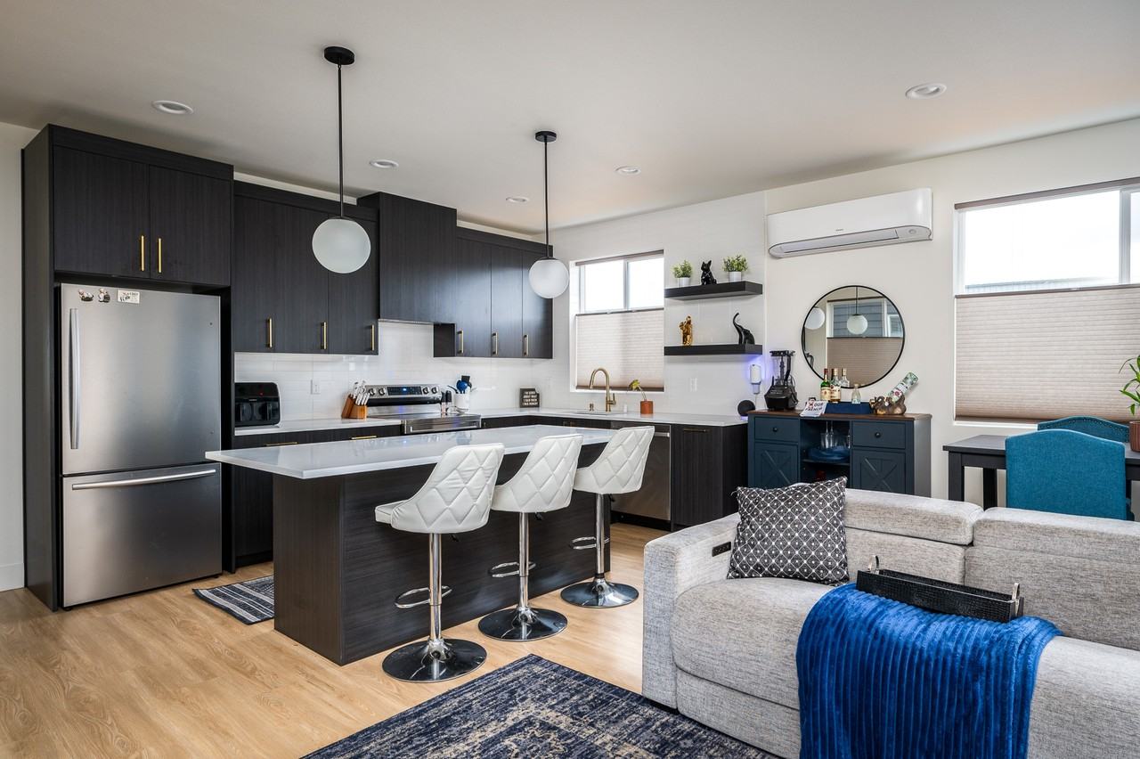 1226 W 24th St #1226 - Photo 2 of 27