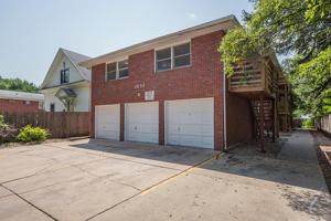 featured image of 1833 Washington St #06