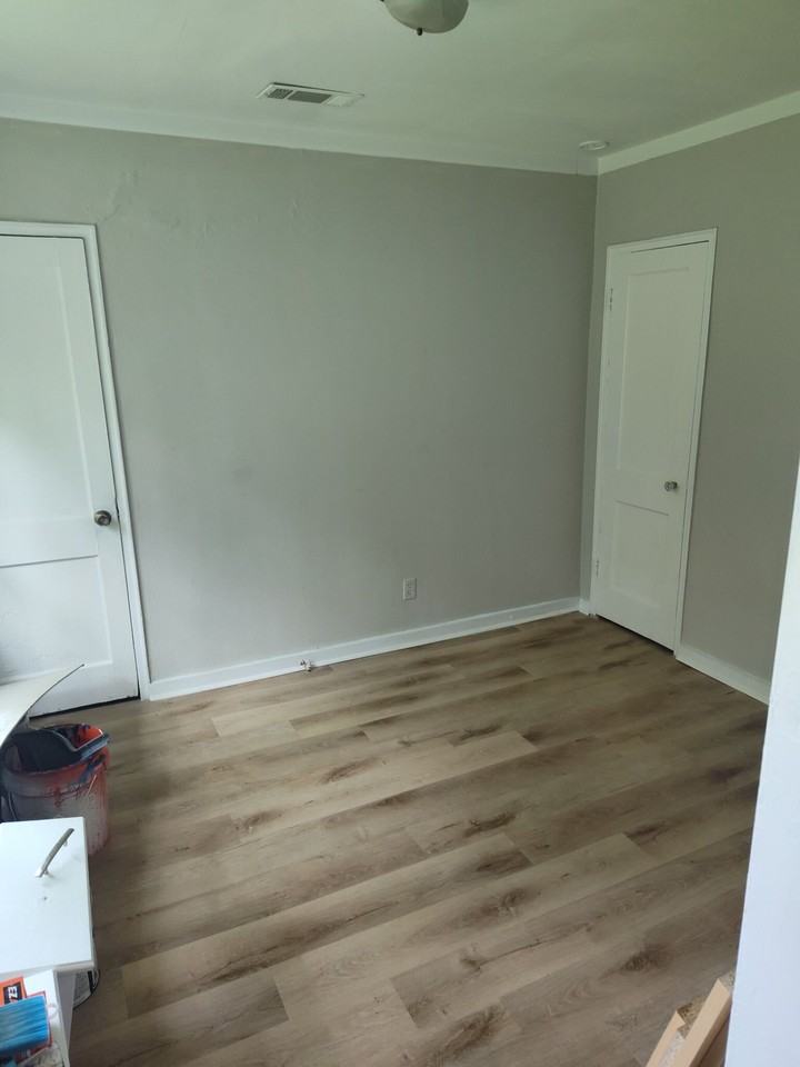 2613 Emerald Dr - Photo 5 of 8