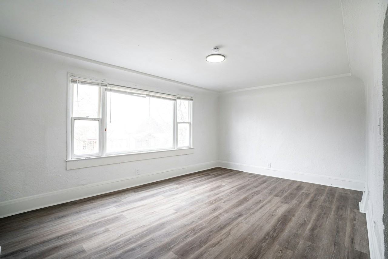 3180 North 15th Street, Unit B - Photo 2 of 20