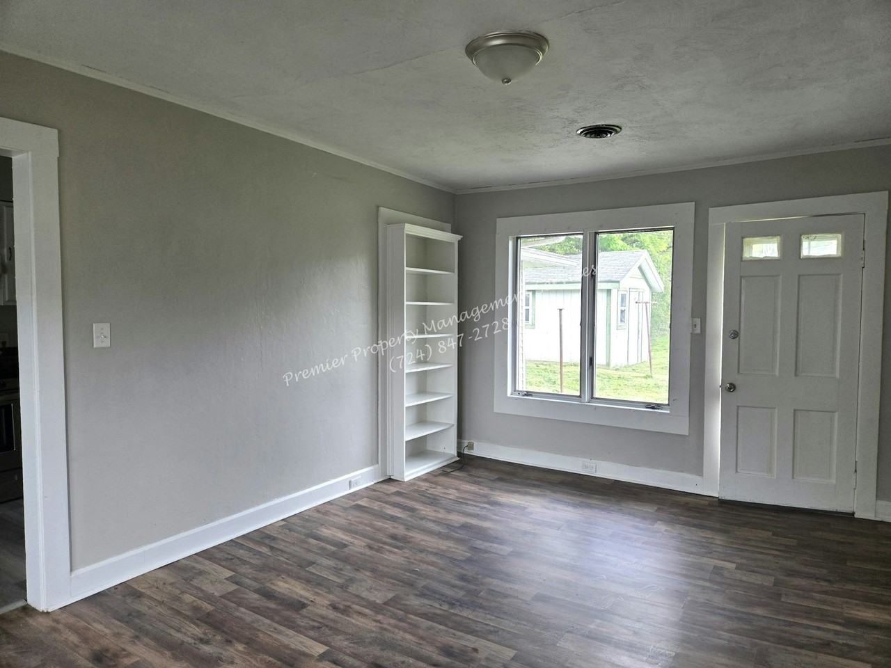 211 Line Ave - Photo 3 of 18