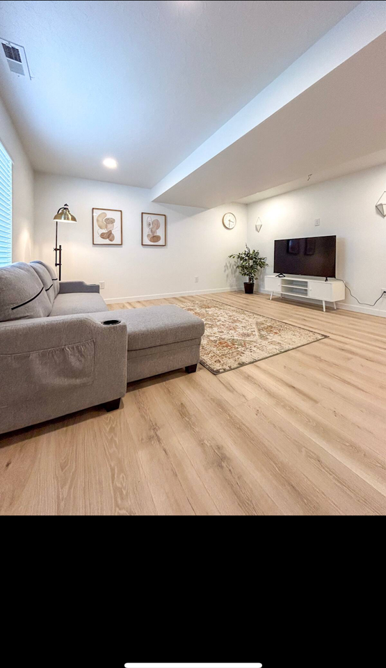 3511 1180 South - Photo 5 of 13