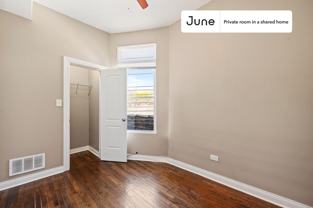 628 N Albany Ave #B - Photo 1 of 1