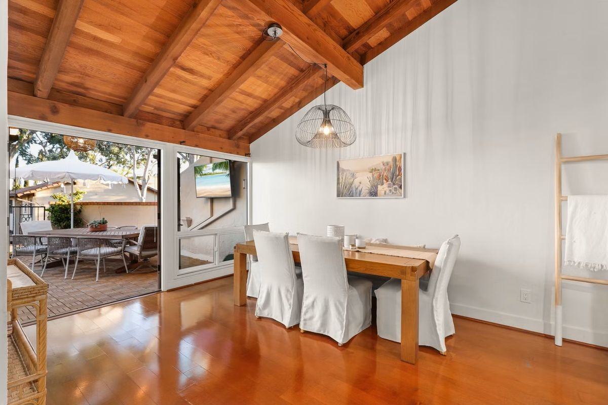 16936 Via De Santa Fe - Photo 2 of 32