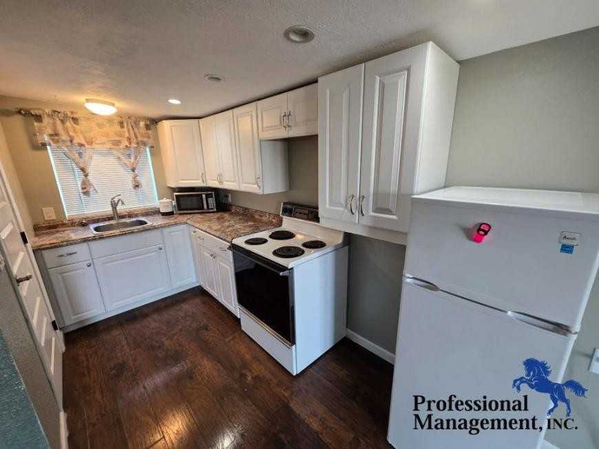 3544 Broken Yoke Dr - Photo 2 of 5