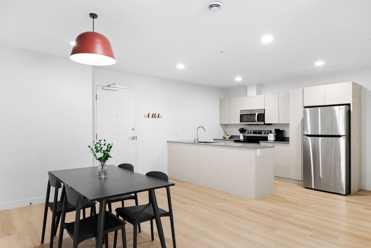 1412 Seymour St - Photo 2 of 8