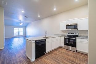 2102 Avenue J #A - Photo 1 of 1