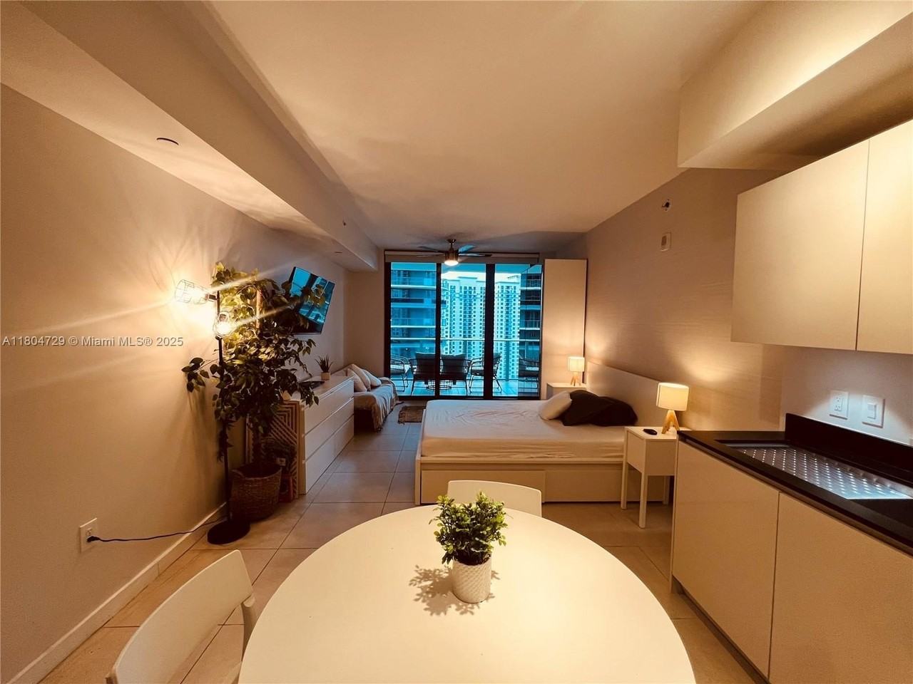 1010 Brickell Ave #2710 - Photo 4 of 21