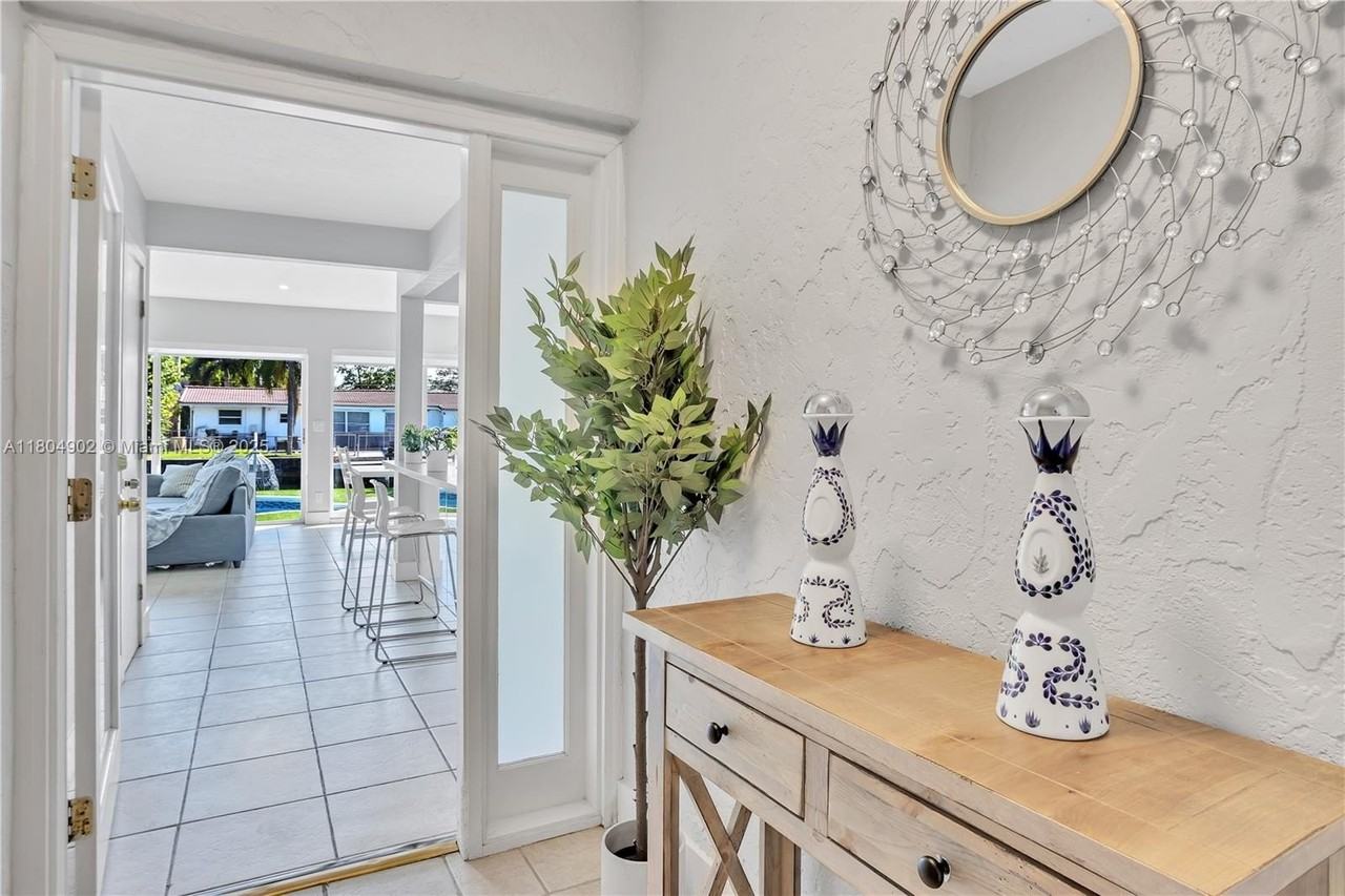 2828 Cleveland St - Photo 7 of 23