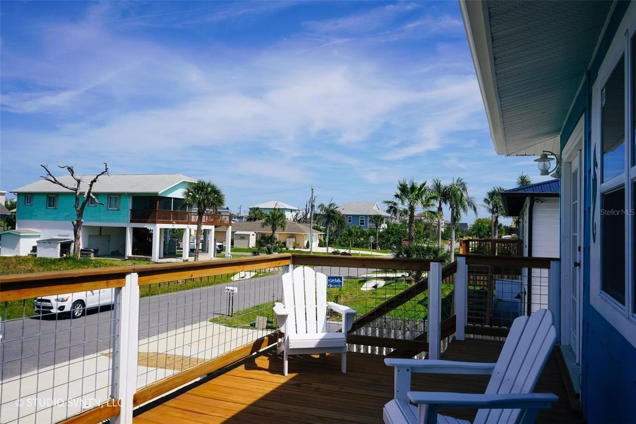 22 Atlantic Dr - Photo 6 of 32