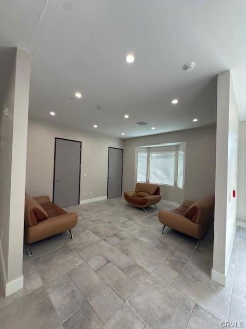 6940 Longridge Ave - Photo 3 of 8