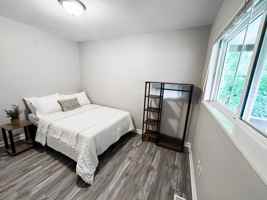 featured image of Sweetbriar Ln