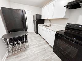 featured image of Sweetbriar Ln