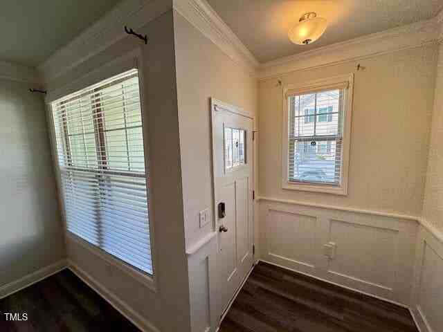 813 Country Downs Road - Photo 2 of 28