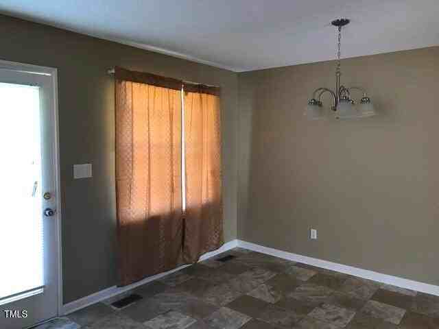 1032 Cove Cir - Photo 5 of 14