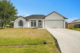 333 Sw Dwight Ave - Photo 1 of 1