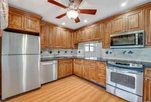 104 Lake Helen Dr - Photo 1 of 1