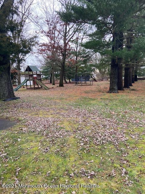 422 Lake Ave - Photo 3 of 7